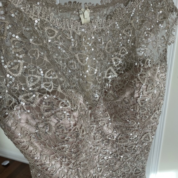 MONTAGE by Mon Cheri Dress size US16 - Picture 4 of 11